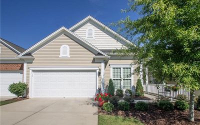 Beautiful Muirfield Villa w/ 3-Season Room & Paver Patio!